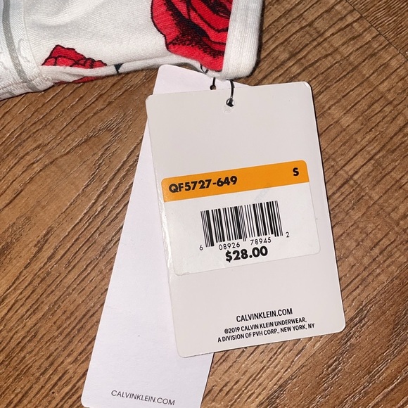 Calvin Klein NWT bralette & under garment. Rose flowers white background. - Picture 6 of 10